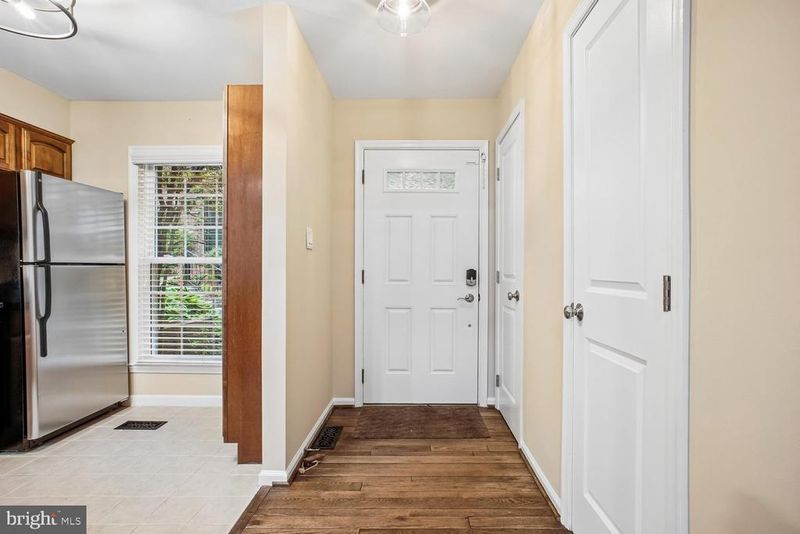 2528 S Walter Reed Dr #C, Arlington, VA 22206