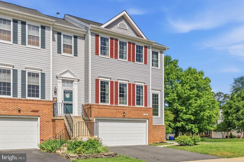 13057 Harvest Pl, Clifton, VA 20124