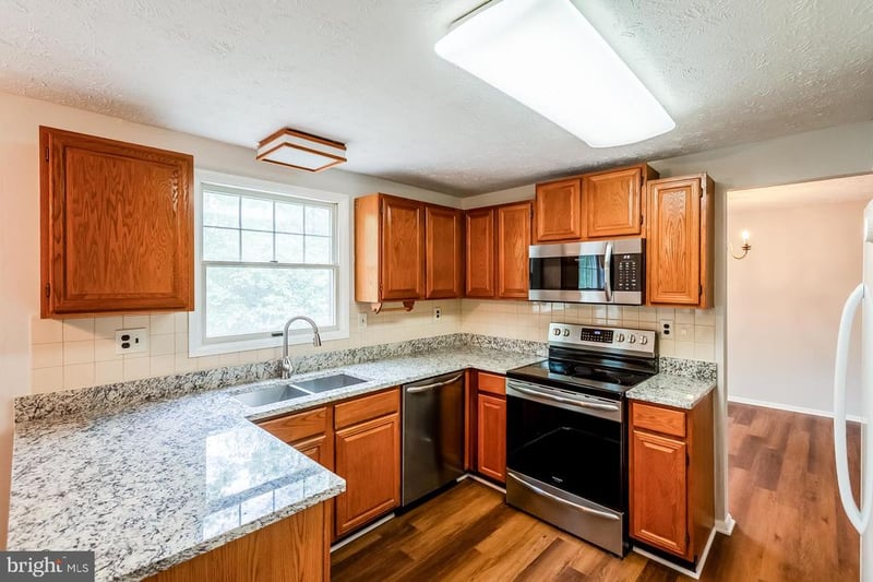 9908 Rickover Ct, Manassas, VA 20109