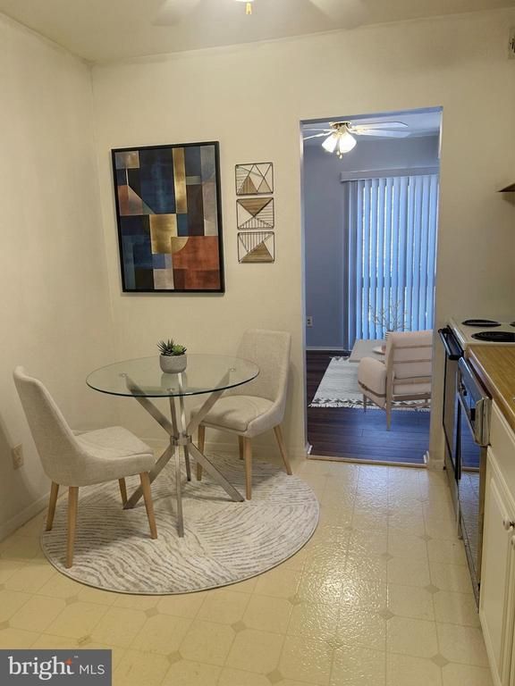 12730 Veirs Mill Rd #19-201, Rockville, MD 20853