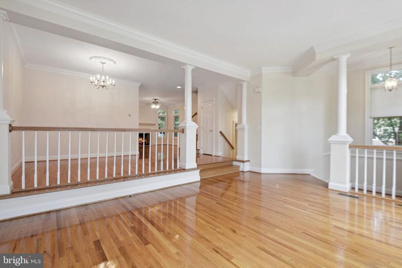 2778 Thaxton Ln, Oakton, VA 22124