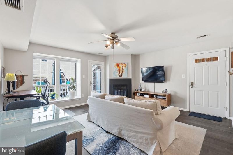 2580 S Arlington Mill Dr #4, Arlington, VA 22206