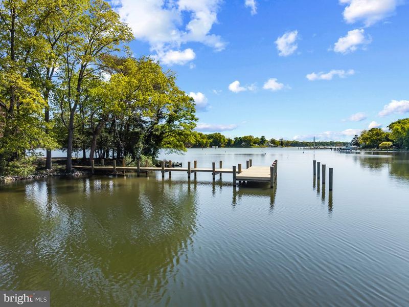 454 Fairoak Dr, Severna Park, MD 21146