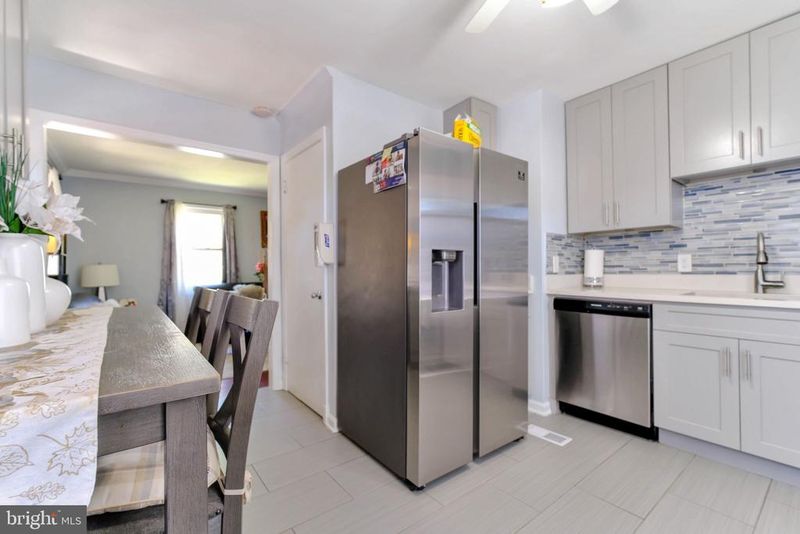3103 Lancer Pl, Hyattsville, MD 20782