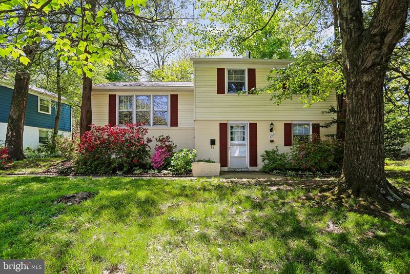 803 Burdette Rd, Rockville, MD 20851