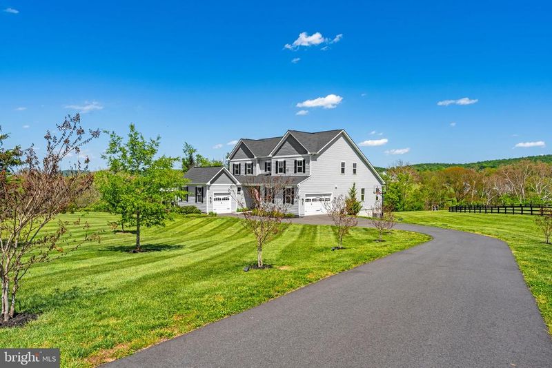 14228 Amys Meadow Ct, Leesburg, VA 20176