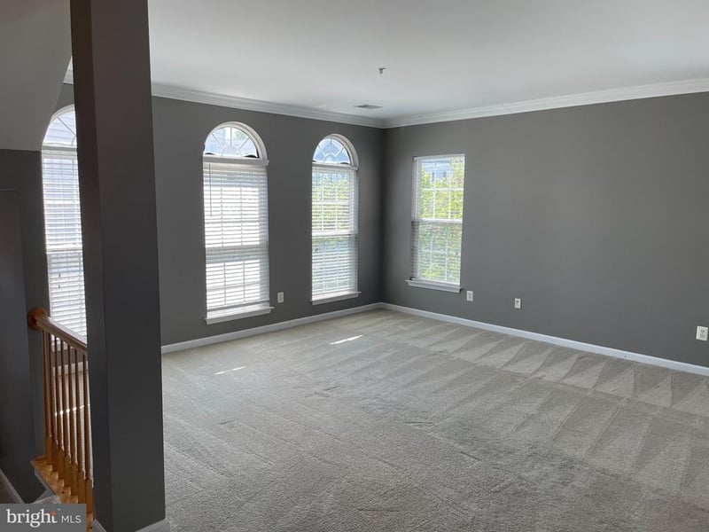 313 Cross Green St #313-B, Gaithersburg, MD 20878