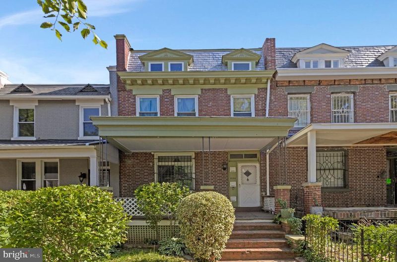 634 Irving St NW, Washington, DC 20010