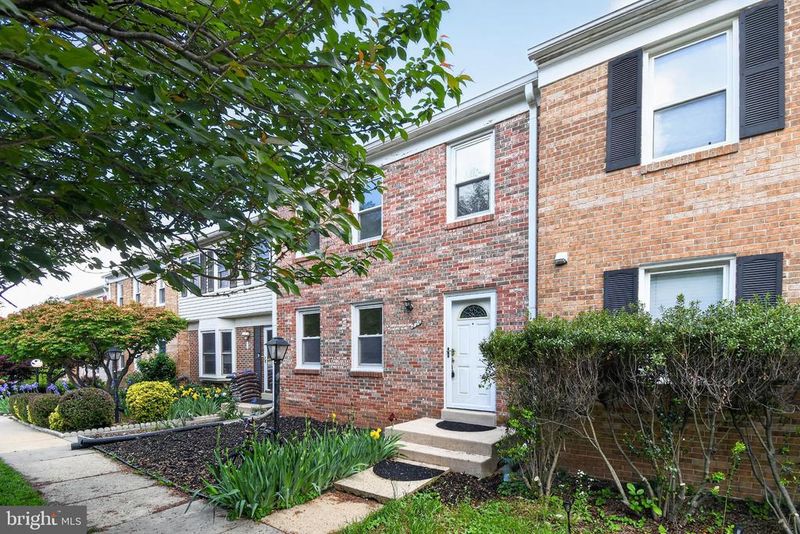 220 Pender Pl, Rockville, MD 20850