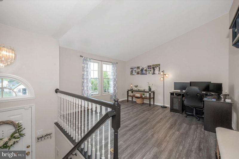 103 Colliery Dr, Thurmont, MD 21788