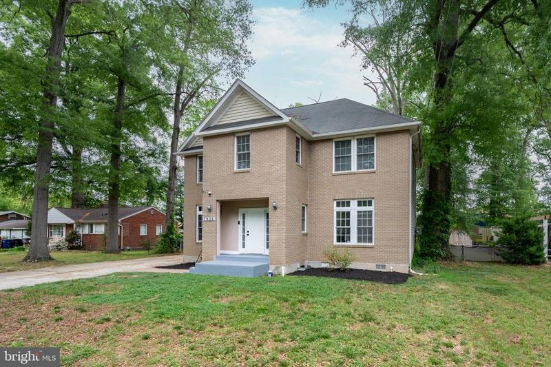7909 Ashton St, Alexandria, VA 22309