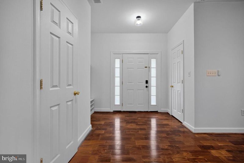 7909 Ashton St, Alexandria, VA 22309