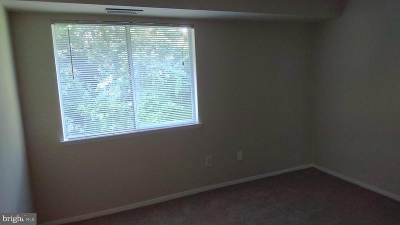 7975 Audobon Ave #302, Alexandria, VA 22306
