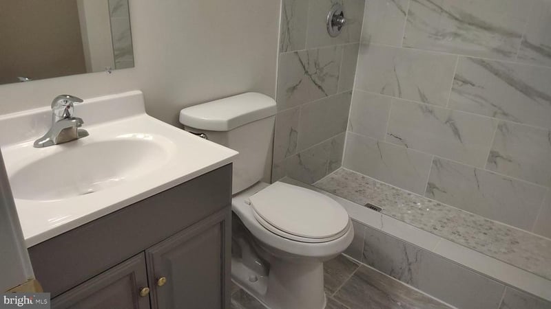 7975 Audobon Ave #302, Alexandria, VA 22306