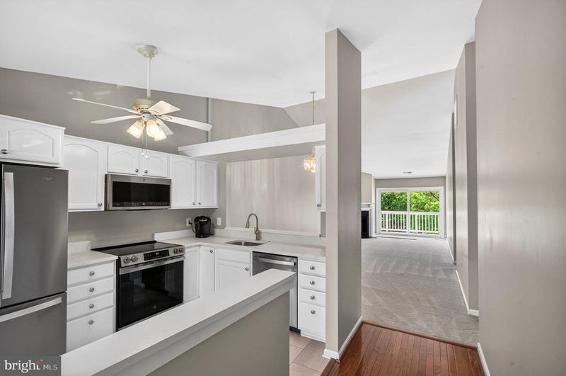 2846 Yarling Ct #2846, Falls Church, VA 22042