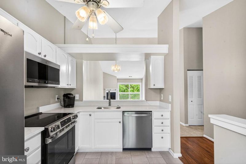 2846 Yarling Ct #2846, Falls Church, VA 22042