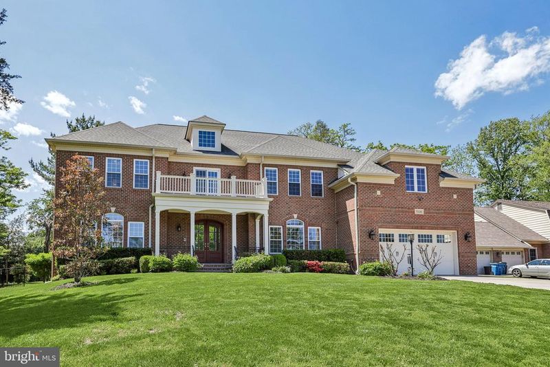 7008 Hamel Hill Ct, Mclean, VA 22101