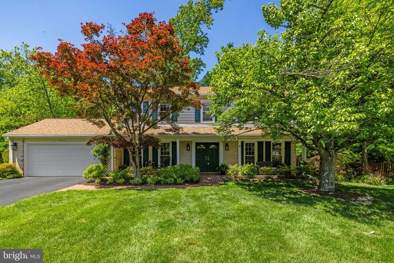 9716 Bunchberry Pl, Vienna, VA 22181