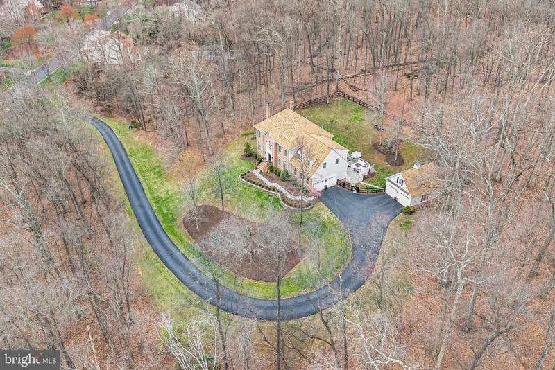 1198 Hawling Pl SW, Leesburg, VA 20175