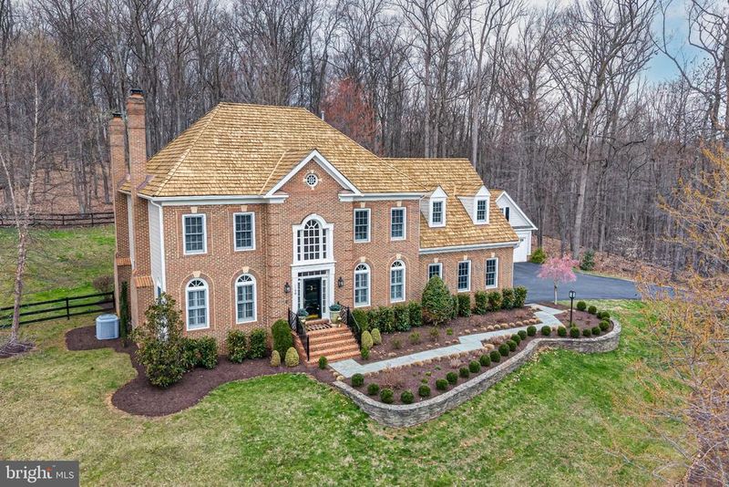 1198 Hawling Pl SW, Leesburg, VA 20175