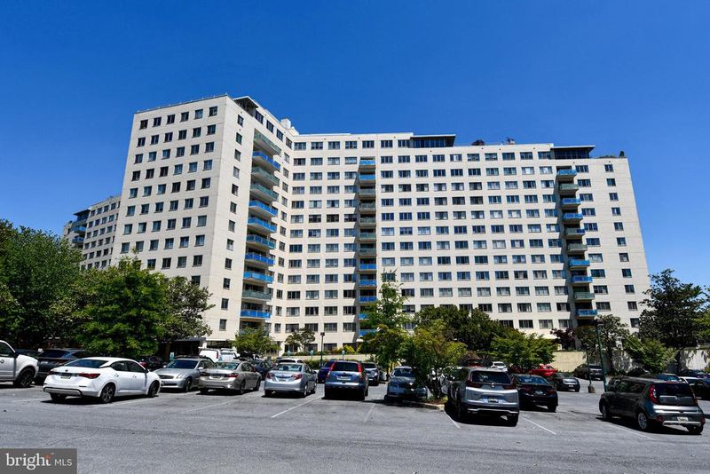 10201 Grosvenor Pl #1702, Rockville, MD 20852