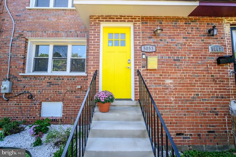 5053 Sheriff Rd NE, Washington, DC 20019