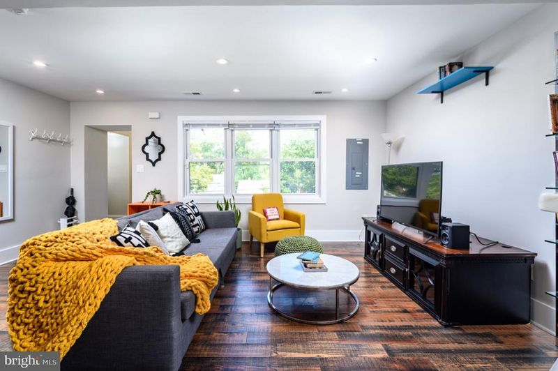 5053 Sheriff Rd NE, Washington, DC 20019