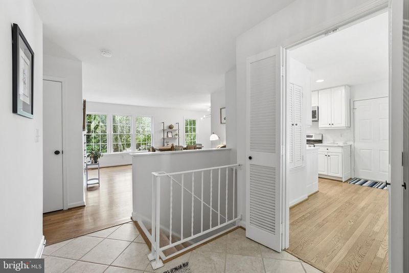 2111 Statute Ln, Vienna, VA 22181
