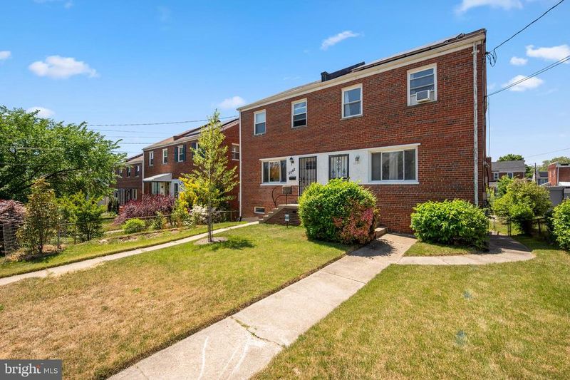 5044 10th St NE, Washington, DC 20017