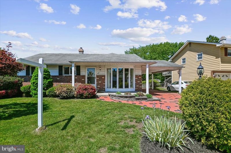 582 Nolview Ct, Glen Burnie, MD 21061