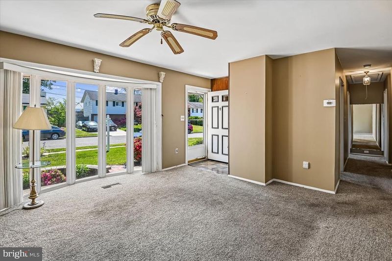 582 Nolview Ct, Glen Burnie, MD 21061