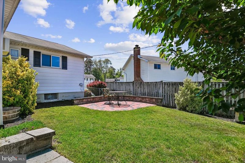 582 Nolview Ct, Glen Burnie, MD 21061