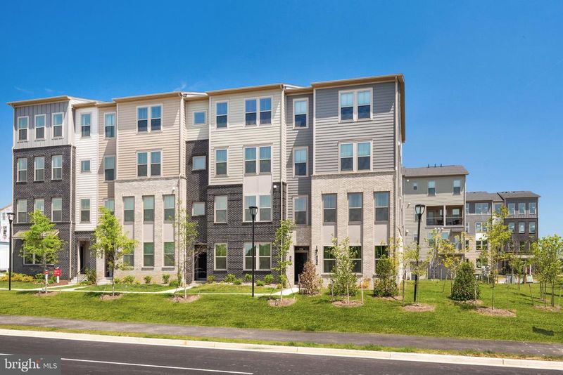 19746 Misty Moss Sq, Ashburn, VA 20147