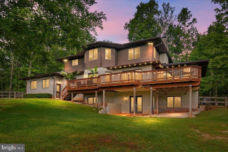 7974 Pinnacle Ridge Dr, Manassas, VA 20112