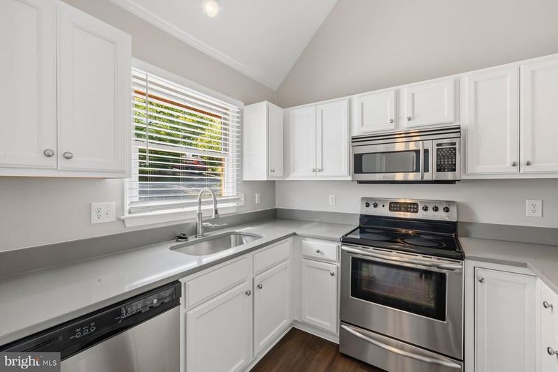 6984 Meadowpoint Ter, New Market, MD 21774