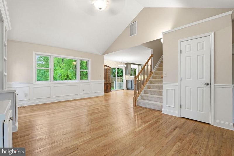 374 Holly Trl, Crownsville, MD 21032