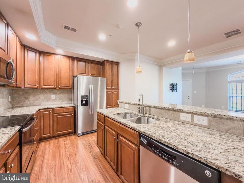 9555 Hyde Pl, Frederick, MD 21704
