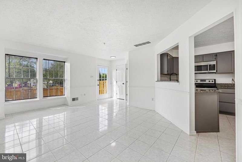5243 Regal Ct, Frederick, MD 21703