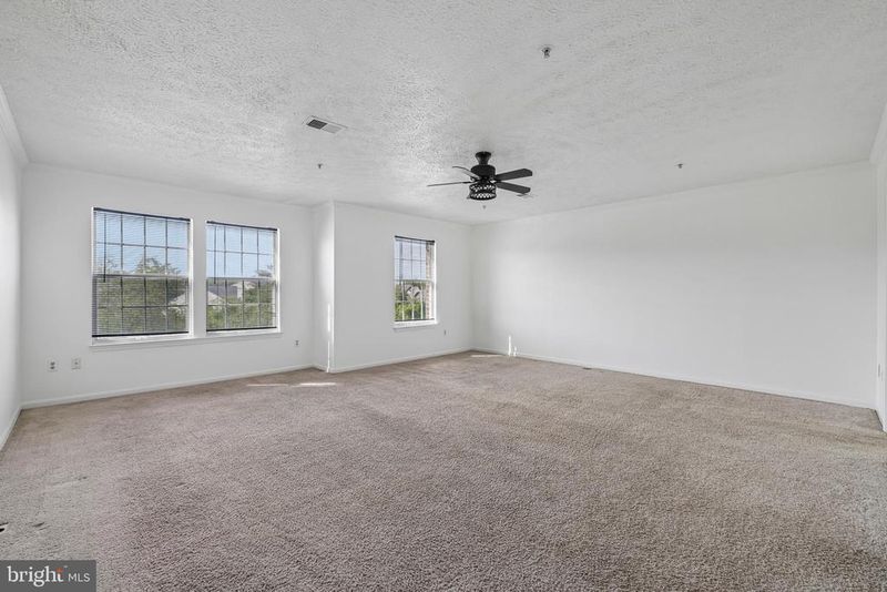 5243 Regal Ct, Frederick, MD 21703