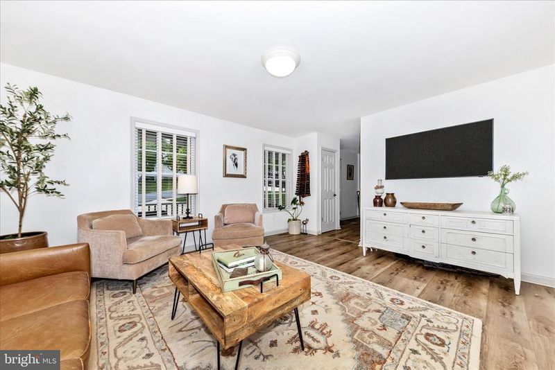 306 E D St, Brunswick, MD 21716