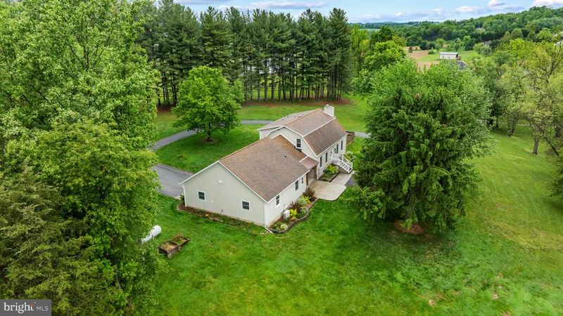 8730 Mapleville, Mount Airy, MD 21771