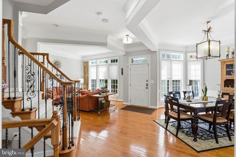 43642 Hartshire Ter, Leesburg, VA 20176