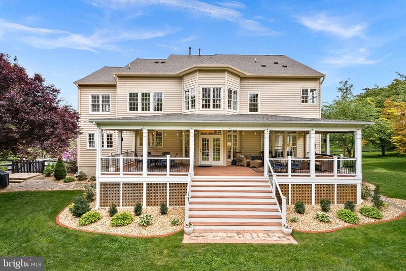 17219 Westfield Pl, Hamilton, VA 20158
