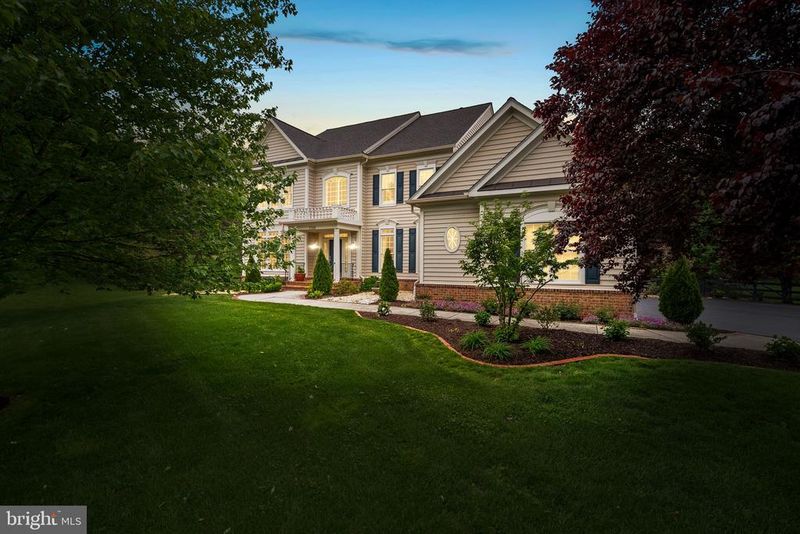 17219 Westfield Pl, Hamilton, VA 20158