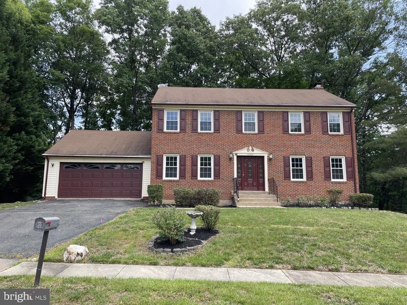 6463 Honey Tree Ct, Burke, VA 22015