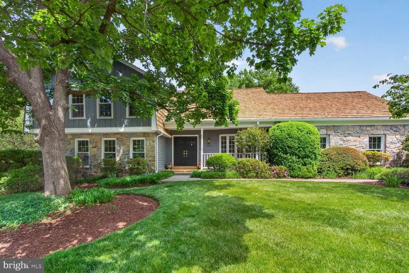 6354 Chowning Pl, Mclean, VA 22101