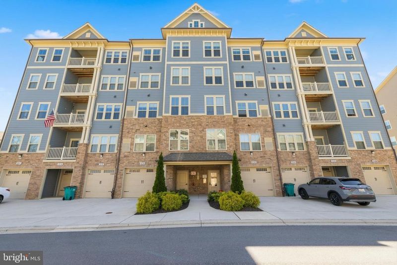3411 Angelica #401, Frederick, MD 21704