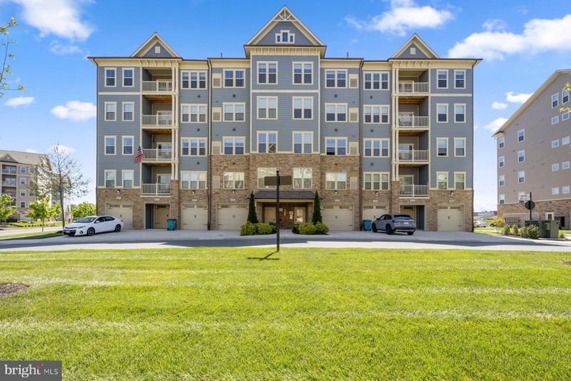 3411 Angelica #401, Frederick, MD 21704