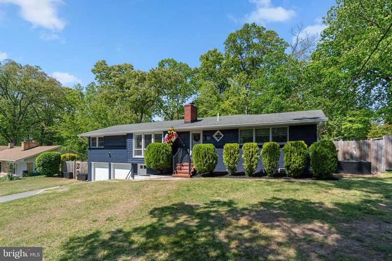 52 Sunset Dr, Severna Park, MD 21146