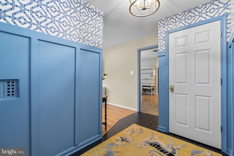 52 Sunset Dr, Severna Park, MD 21146